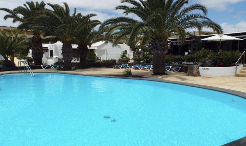 Bed Apartment A40 Playa Bastian Costa Teguise