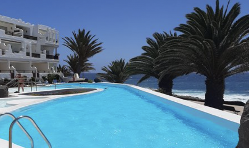 Nautilus, Costa Teguise Frontline Promenade 1 Bedroom Apartment
